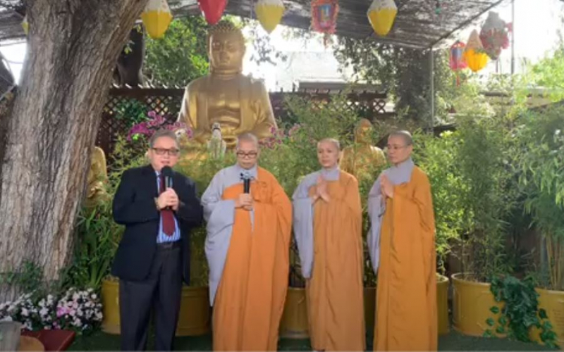 Ban Truyền Thông Liên Phật Hội viếng thăm Tu viện Huyền Không